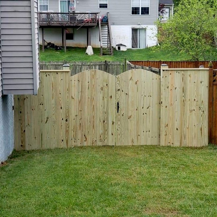 CR FENCES LLC