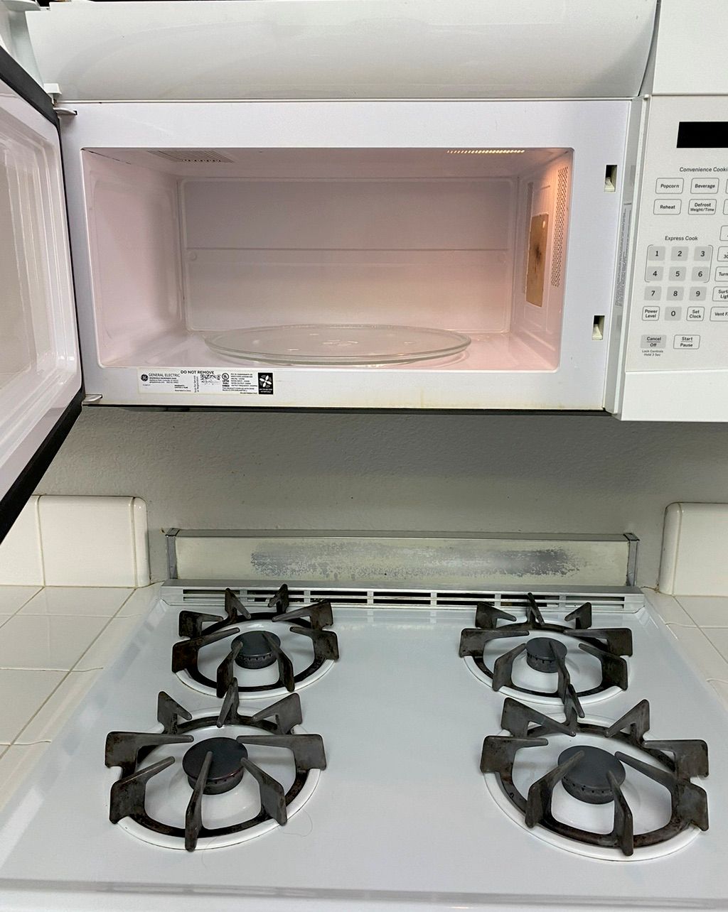 Stove top and microwave/ after 