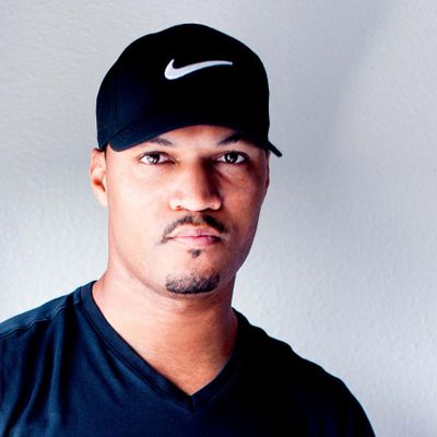 Avatar for Avenue J Photography