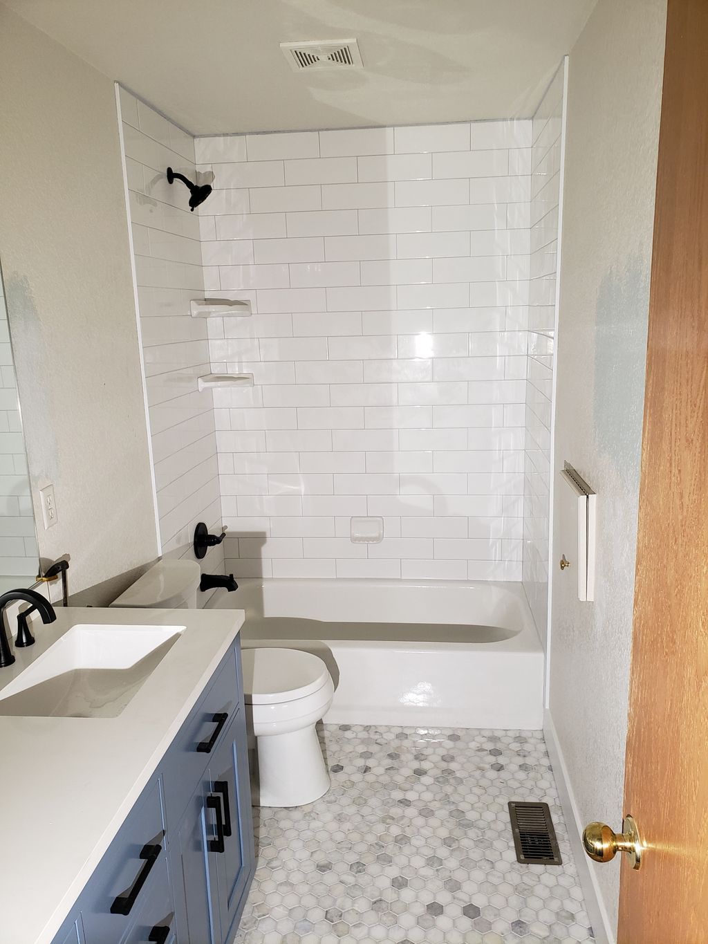 tile install