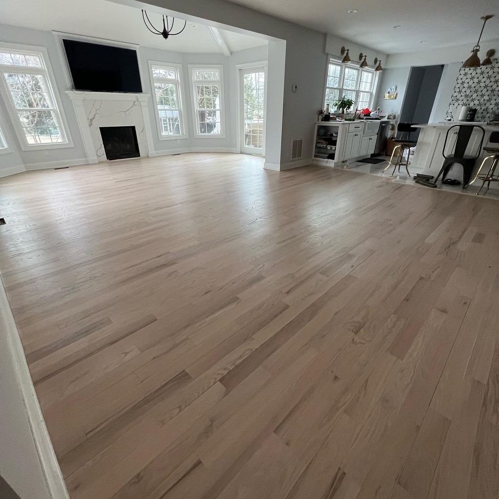 Mc Hardwood Flooring LLC