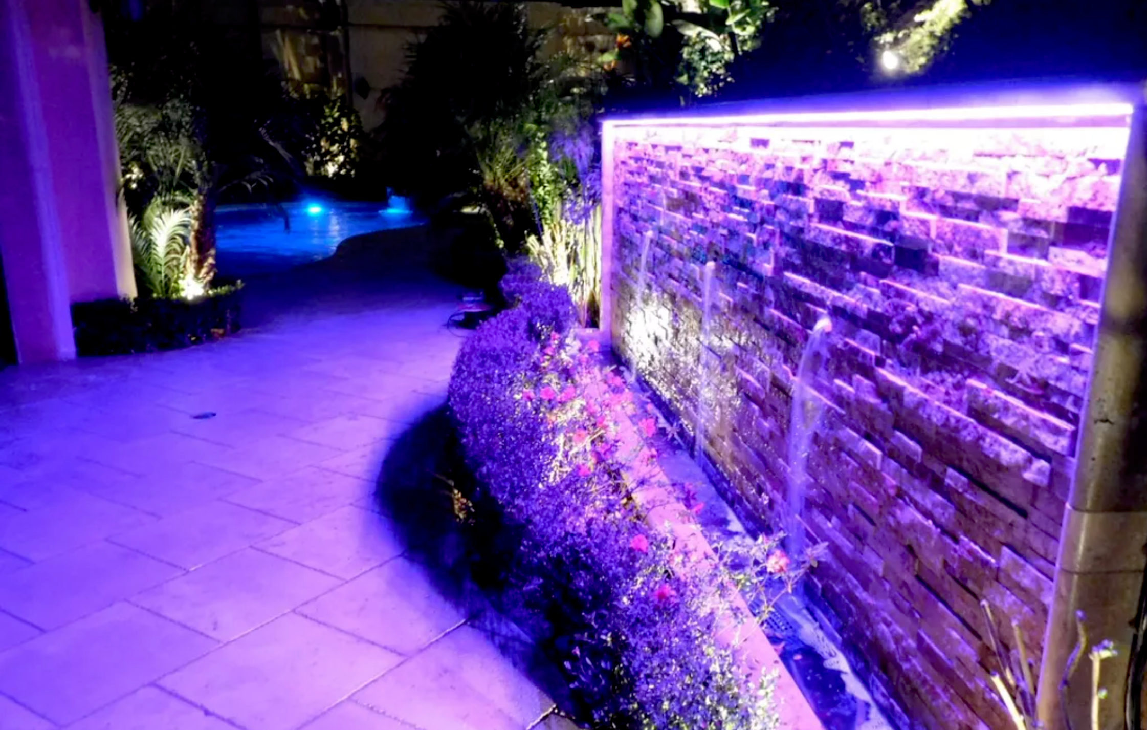 landscape lighting strips