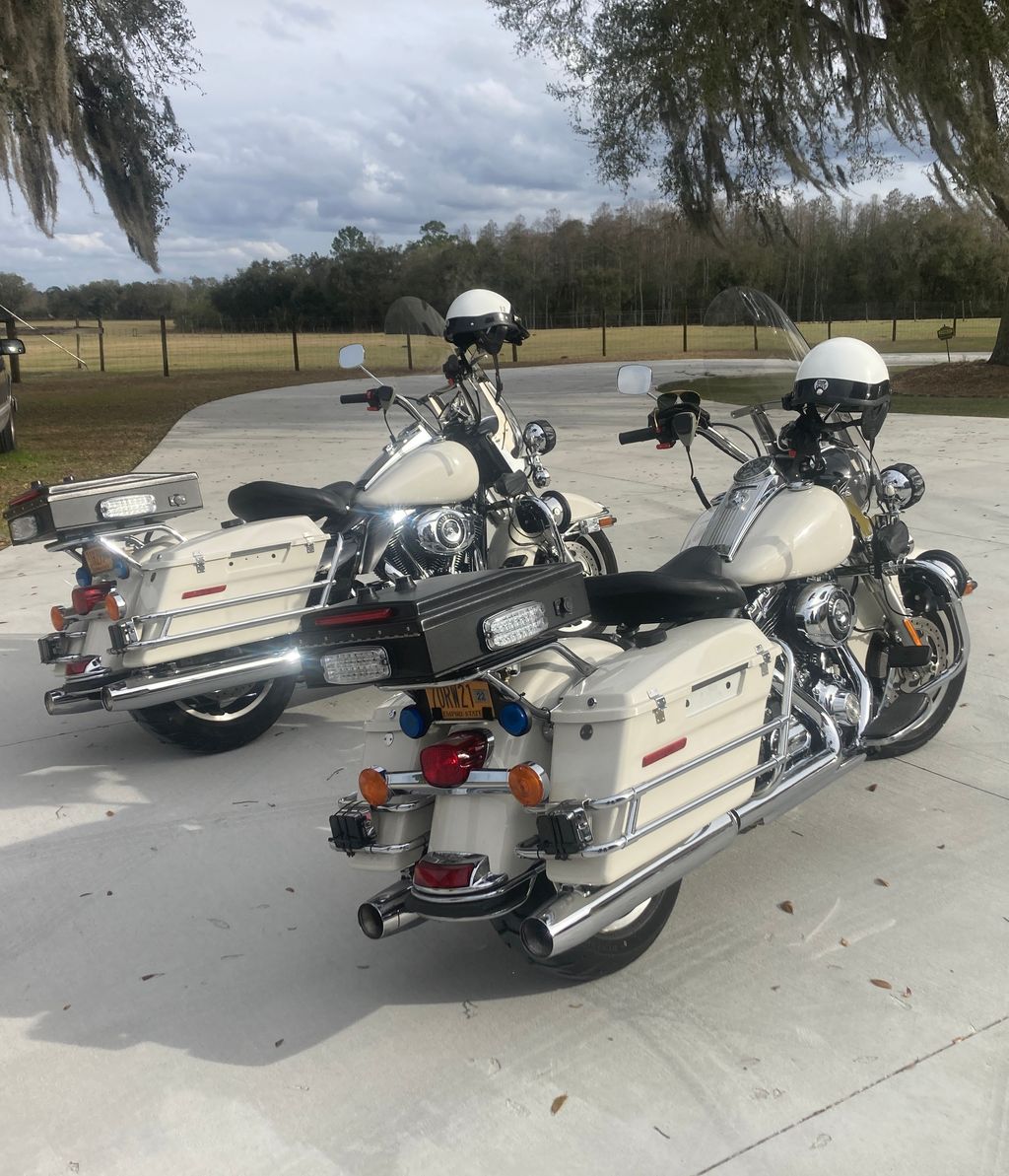 Motor Escort equipment 