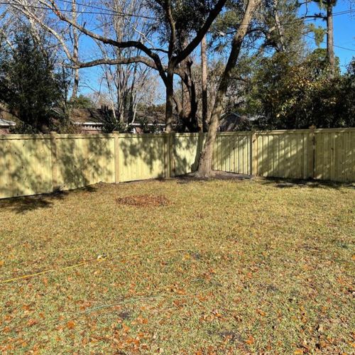 Privacy fence completed in West Ashley