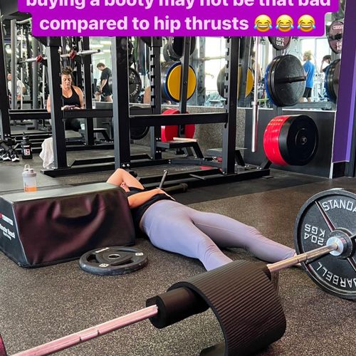 Caption says it all 😅😅😅 Building glutes!