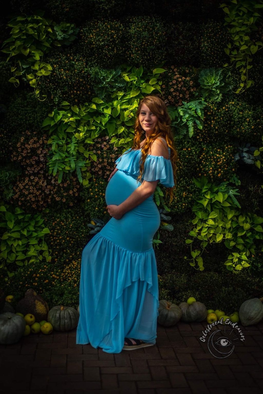 Cel really captured the love In my maternity photo