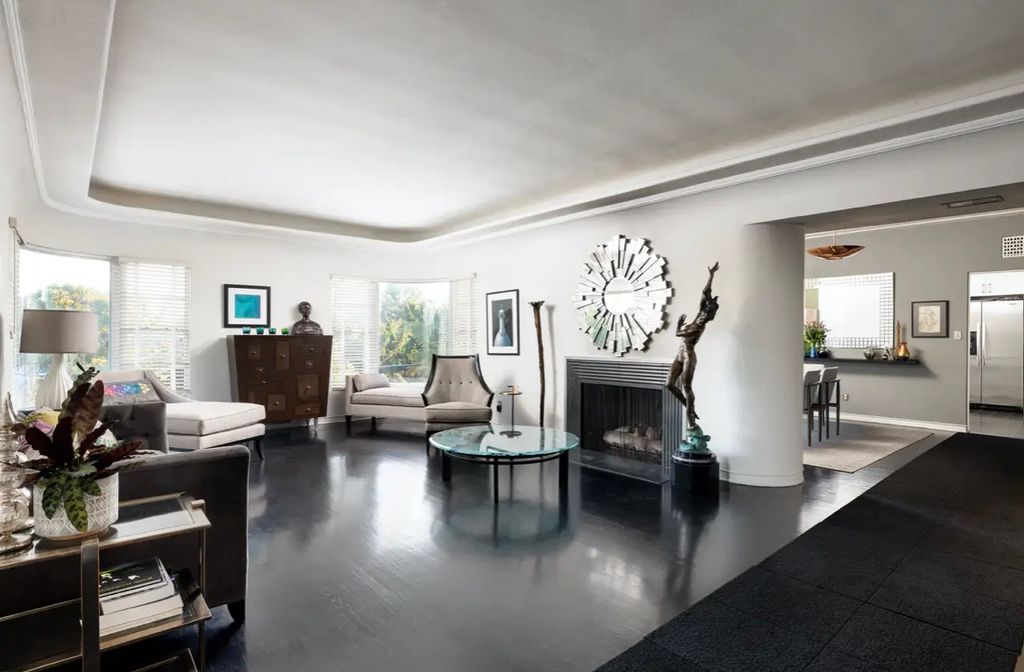 Gut and remodel in the Hollywood hills 
