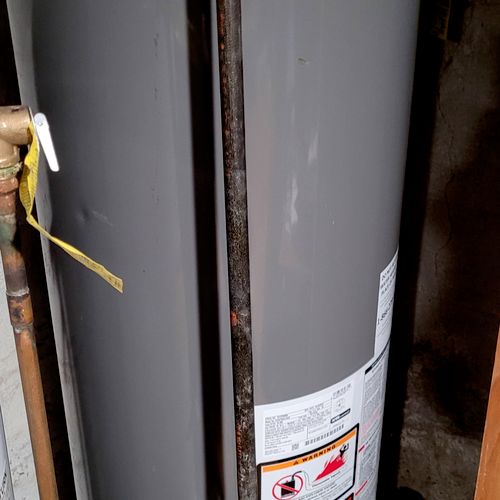 new 40 gallon water Heater tank at Mr Butter's  ho