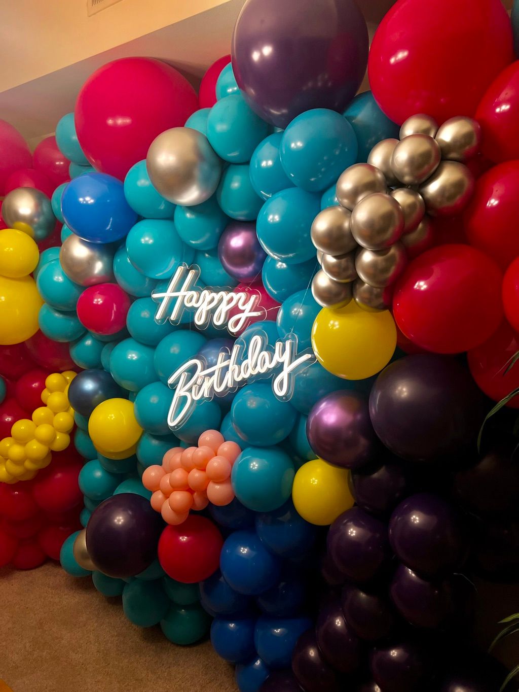 Organic Balloon Wall paired with our "Happy Birthd