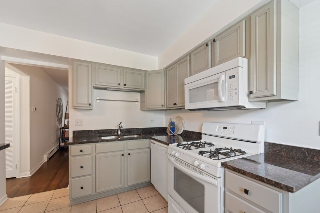Painted kitchen cabinets and hardware