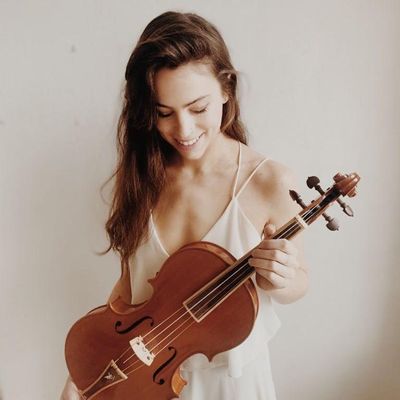 Avatar for Violin, Viola, and Piano lessons with Elizabeth