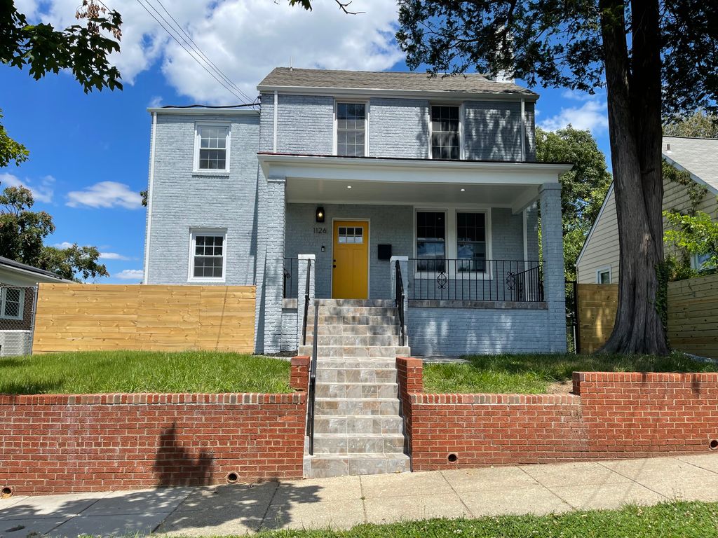 tiled front steps 