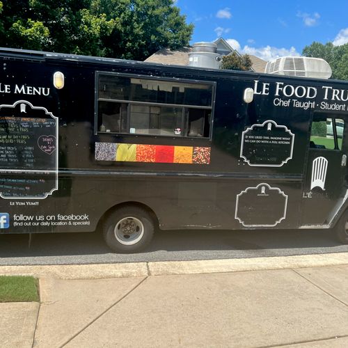 We engaged Le Food Truck Atl for our daughter’s fi