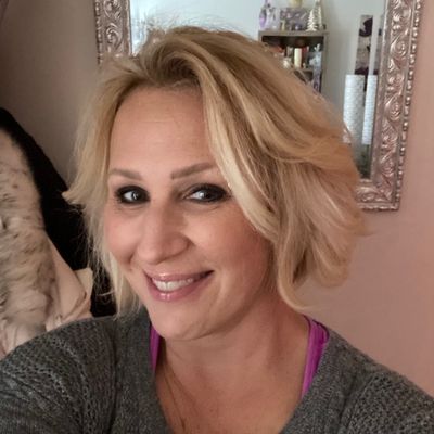 Avatar for Esthetics by Kim