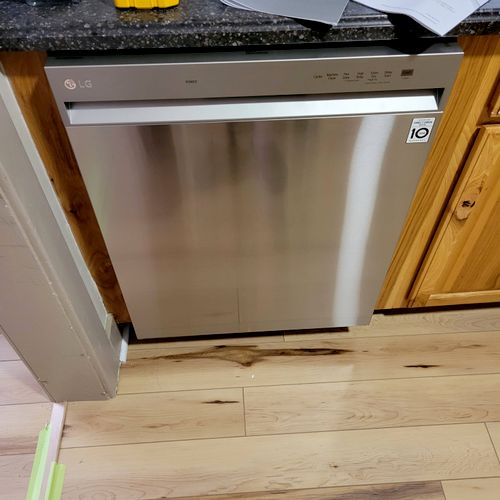 installed and plumb new dishwasher 