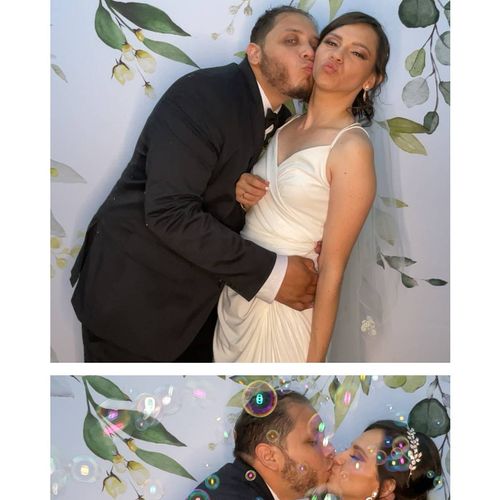 Everybody at my wedding loved the photobooth! It w