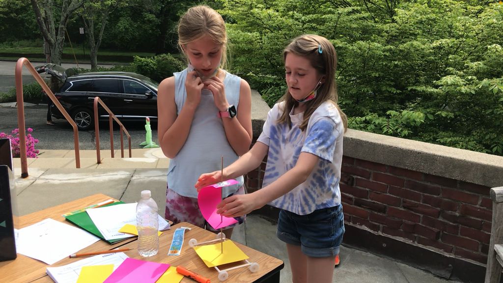 Students build race cars to learn about physics