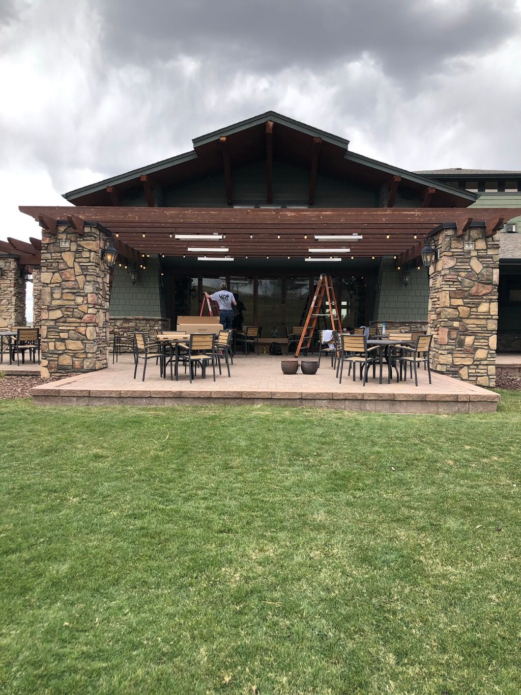 instalation of patio heaters with controls