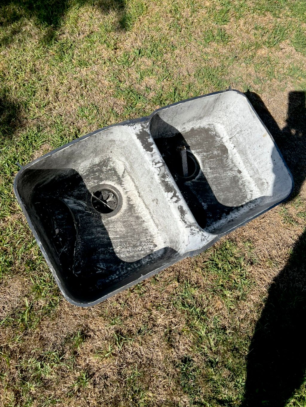 Edwin did a fantastic job on my sink replacement. 