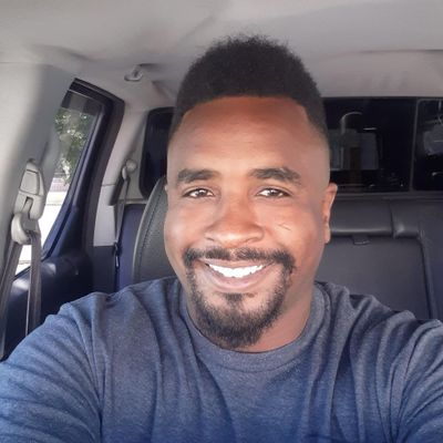 Avatar for Lawrence Oliver