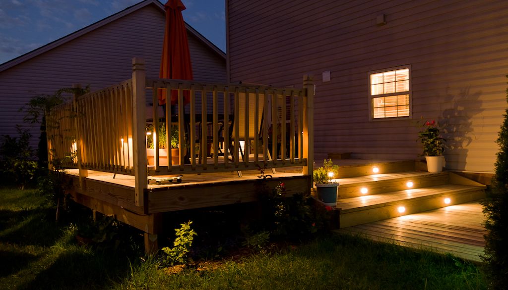 lighting outdoor stairs