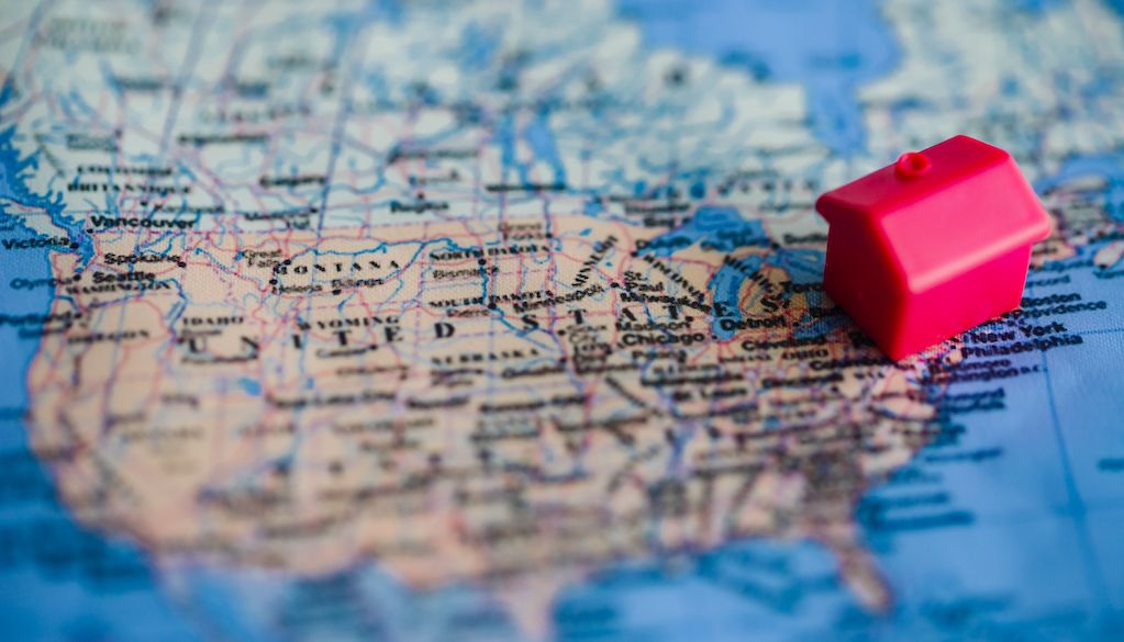 Moving out of state? Here are 21 steps you need to take.