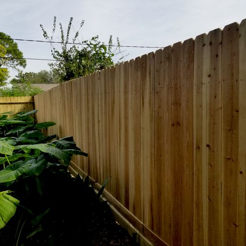 I had my wooden fence replaced and the price was r