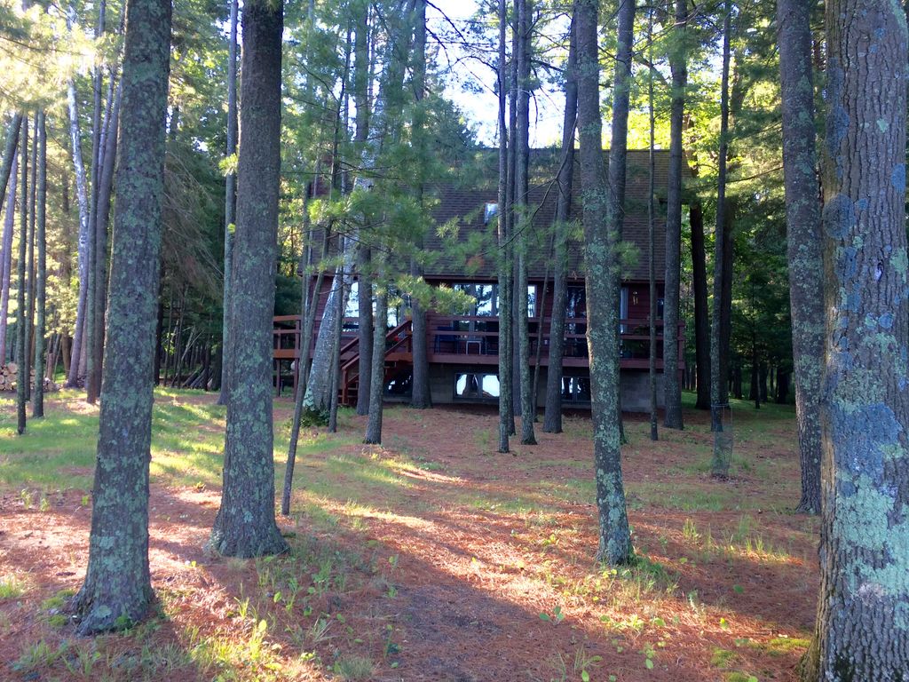 Lake home east of Grand Rapids, MN