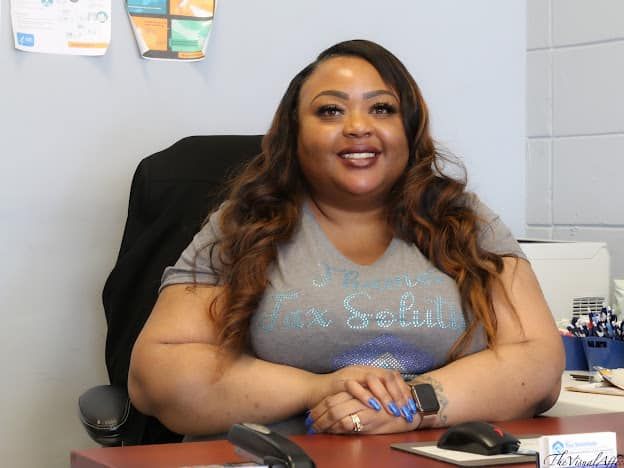 Contessa "The Tax Expert"