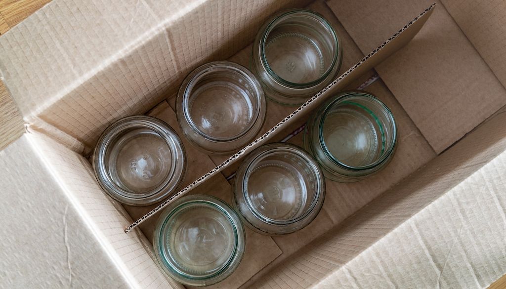 How to Pack Your Dishes and Glassware When Moving