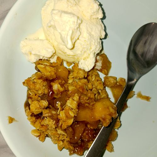 The food was great! She cooked the apple crumble e