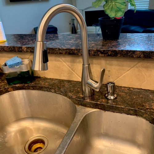 Andrew did a great job replacing my kitchen faucet