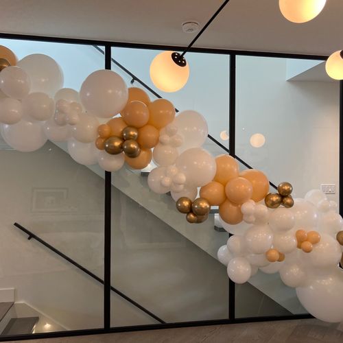 I hired them to do my balloons for my wedding gett