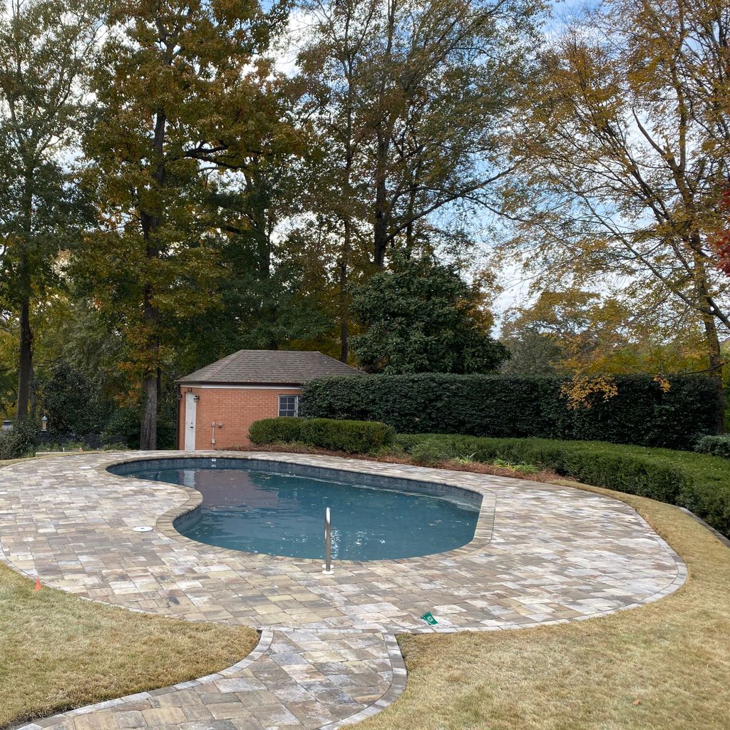General pool and tile