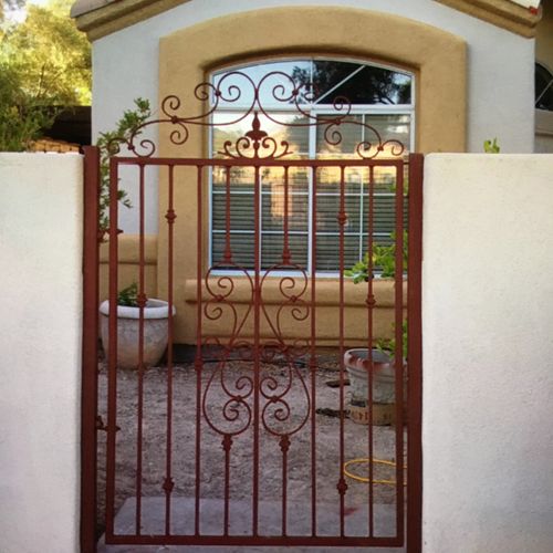Gate fabrication and install