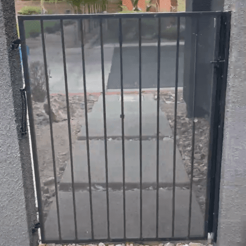 Removal and installation of gate (removal)