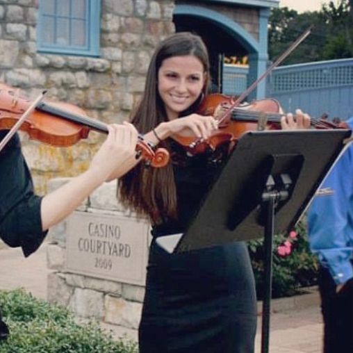 Stefani Torode, violinist