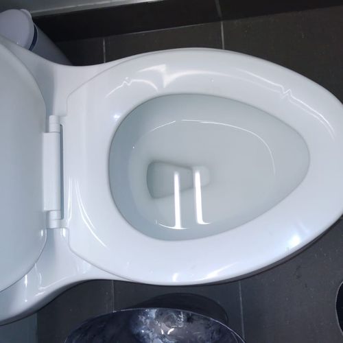 After: Toilet Clean 