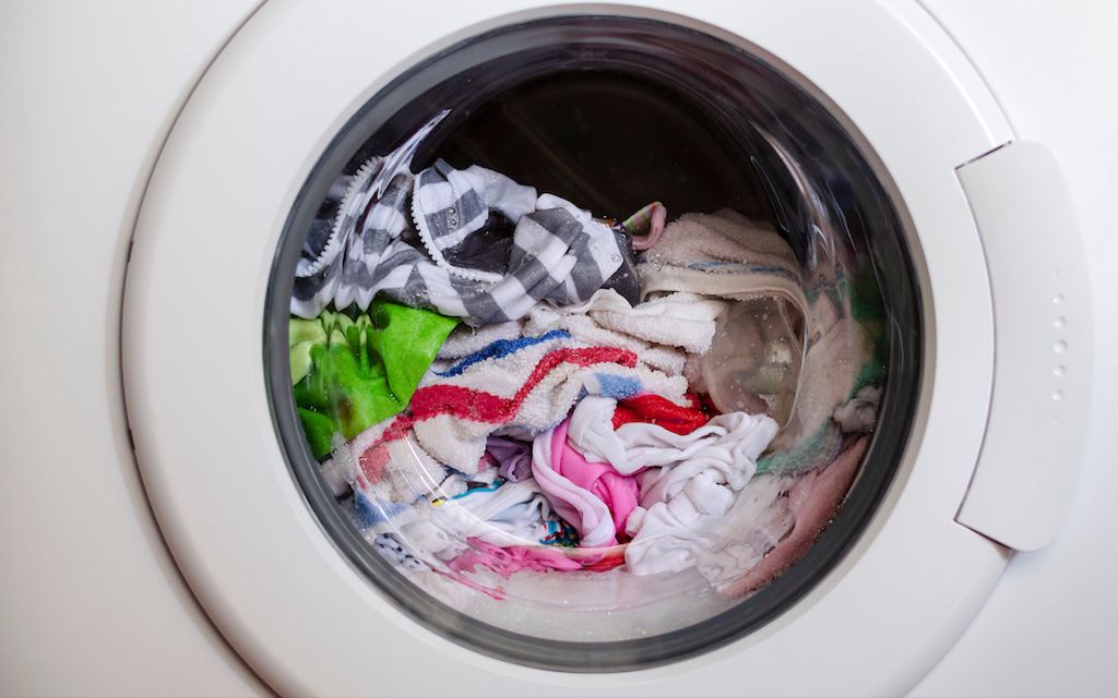 How to clean a washing machine.