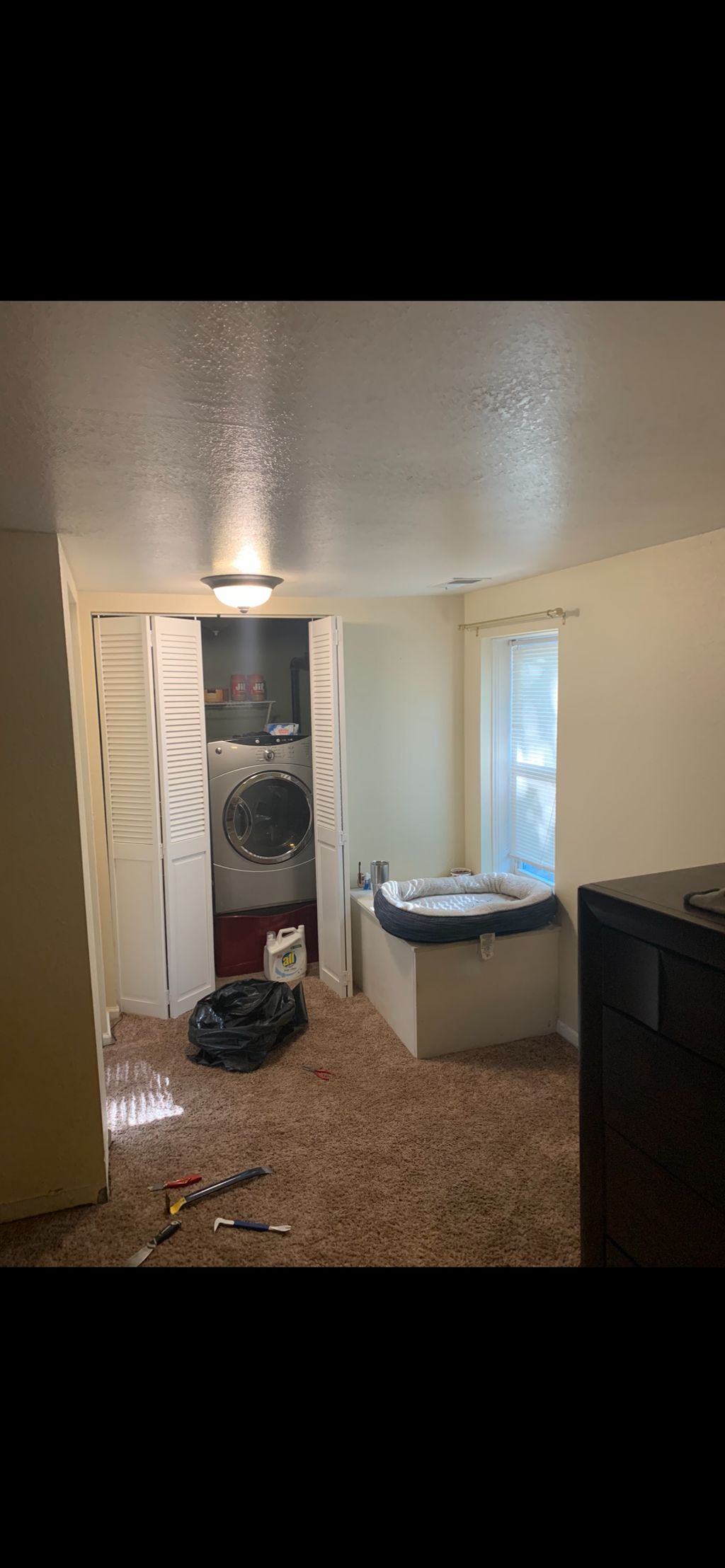From bedroom with laundry connected 