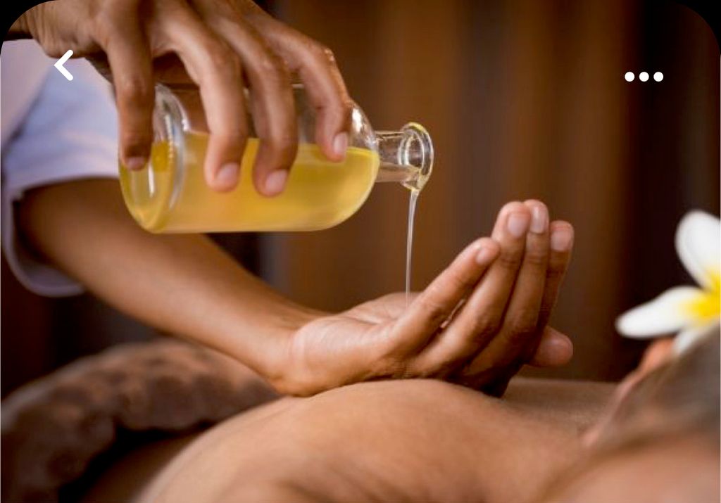 Therapist massage 60 or 90 minutes 