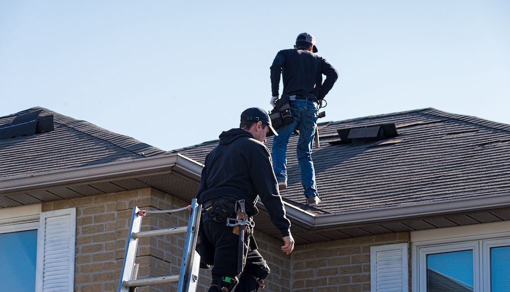 5 signs that your roof is in need of repair ASAP.