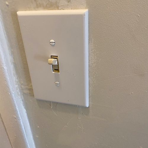 Fixed the light switches so they fit perfectly