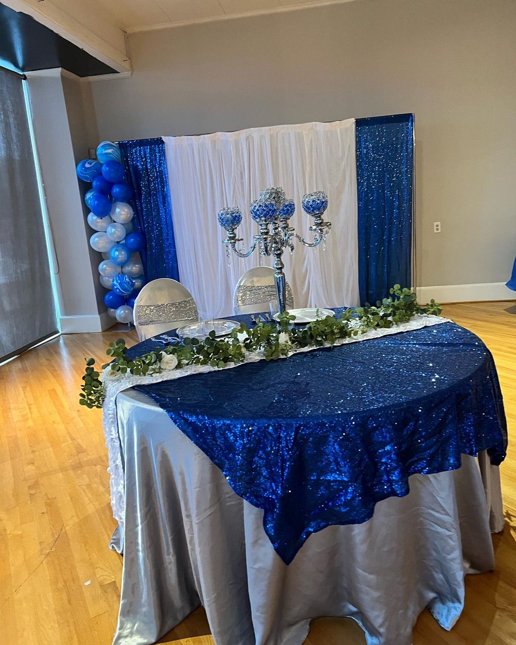 Sweetheart Table for bride and groom