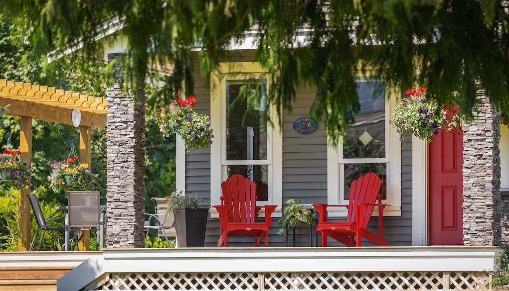 front porch seating and decor