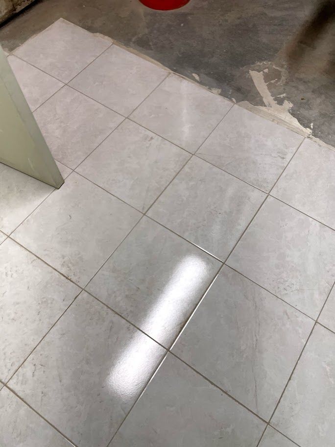 same pic for tiles