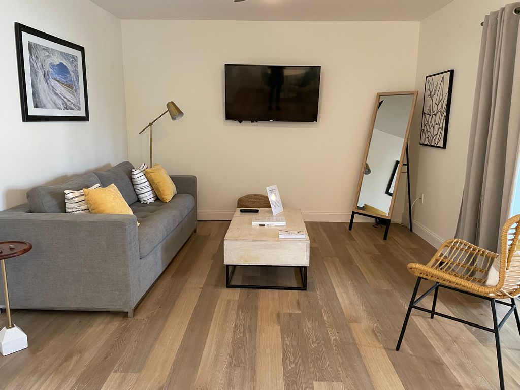 SK rental near Stickney Point (2/3)
