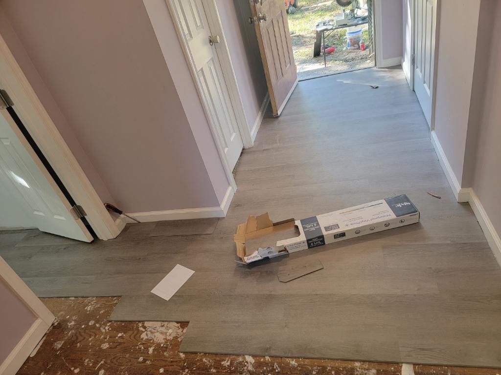 Laminate flooring installation 