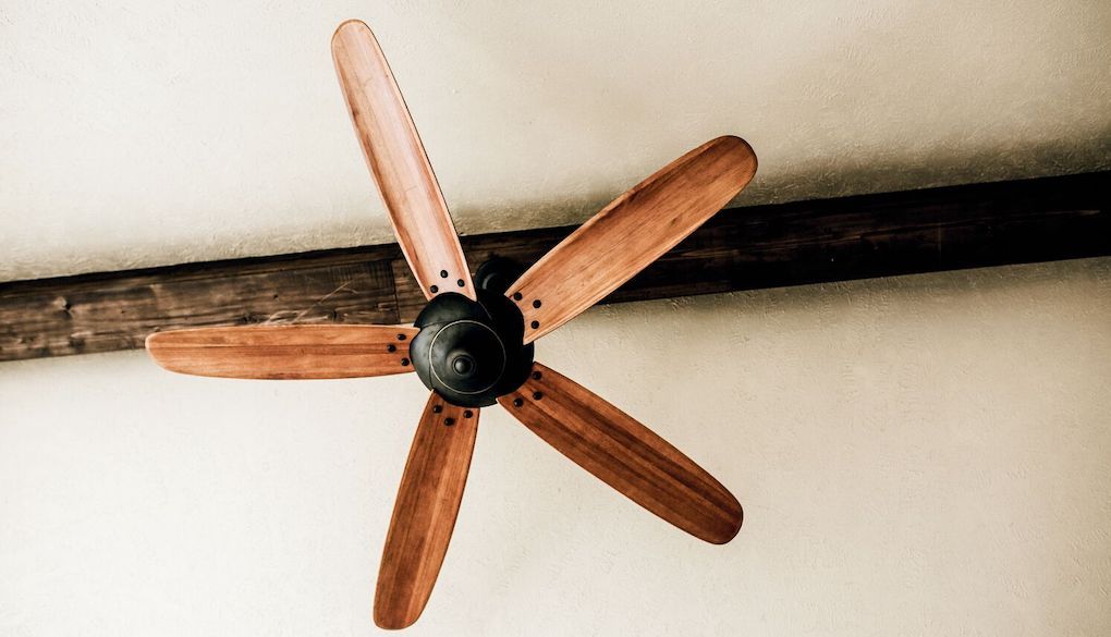 How much does ceiling fan installation cost?