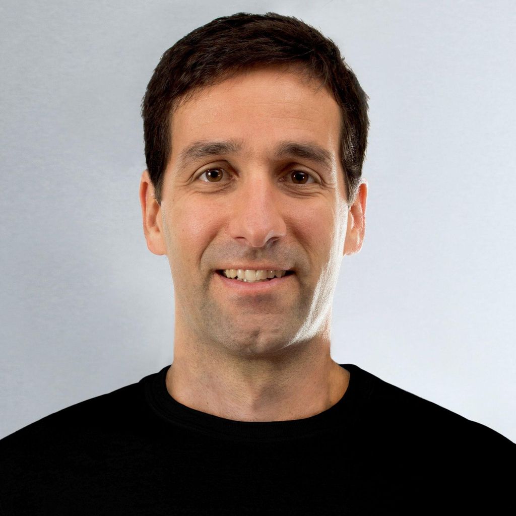 Andre Peixoto - Graphic Design & UX UI Design